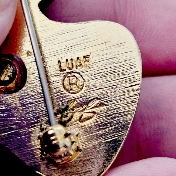 Signed Mother and Child Designer Brooch, LAUF Designer Brooch - Picture 5 of 7